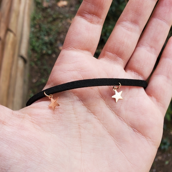 New Dainty Black Choker w/Gold Stars - Picture 3 of 10